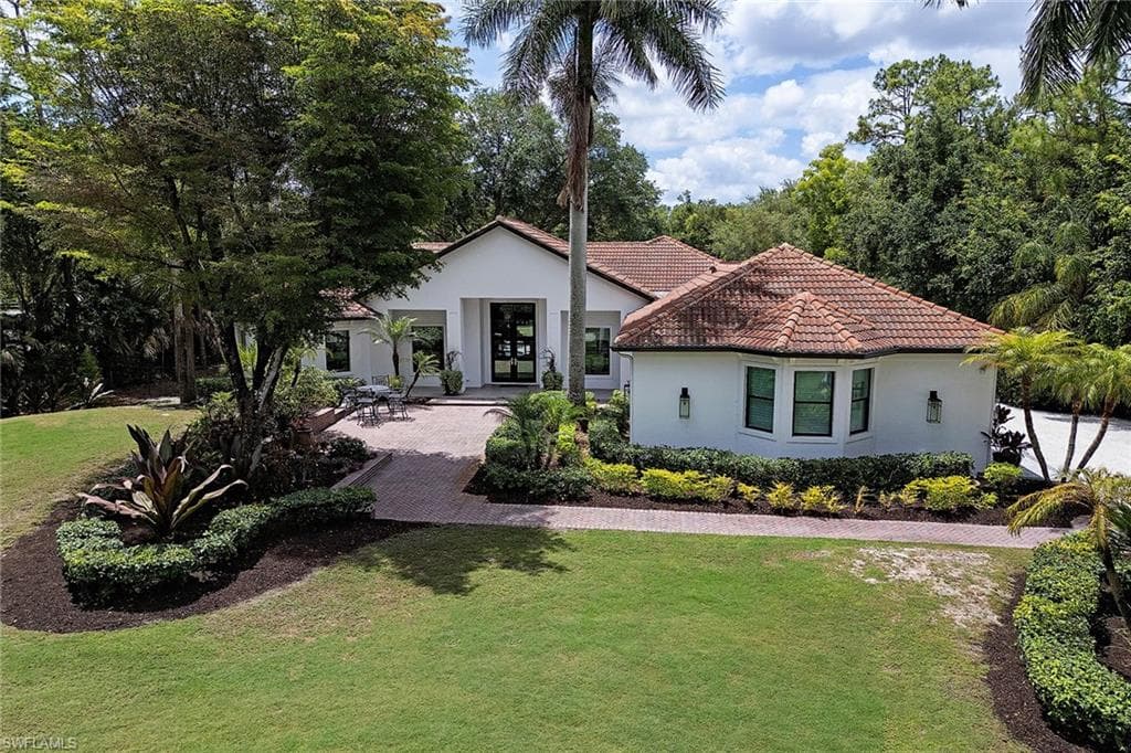 6720 Daniels RD NAPLES, FL 34109