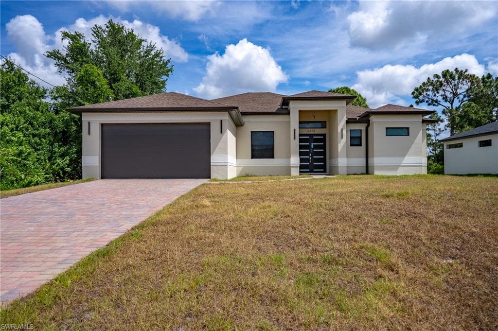 3316 4th ST SW LEHIGH ACRES, FL 33976
