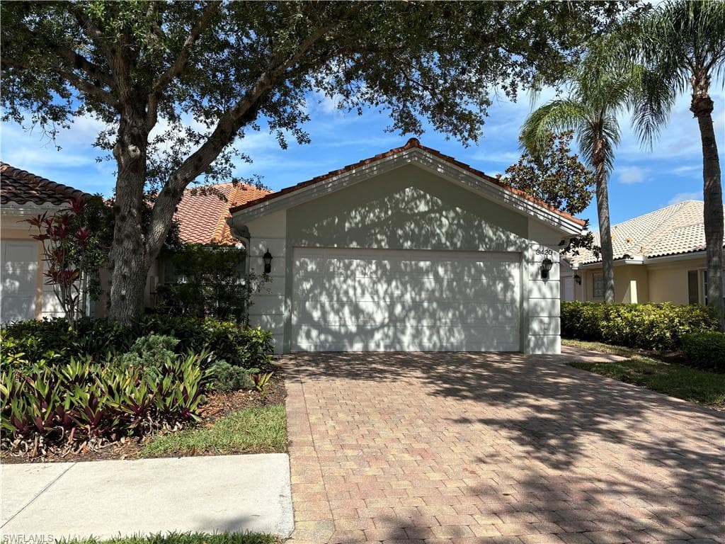 3420 Cayman LN NAPLES, FL 34119