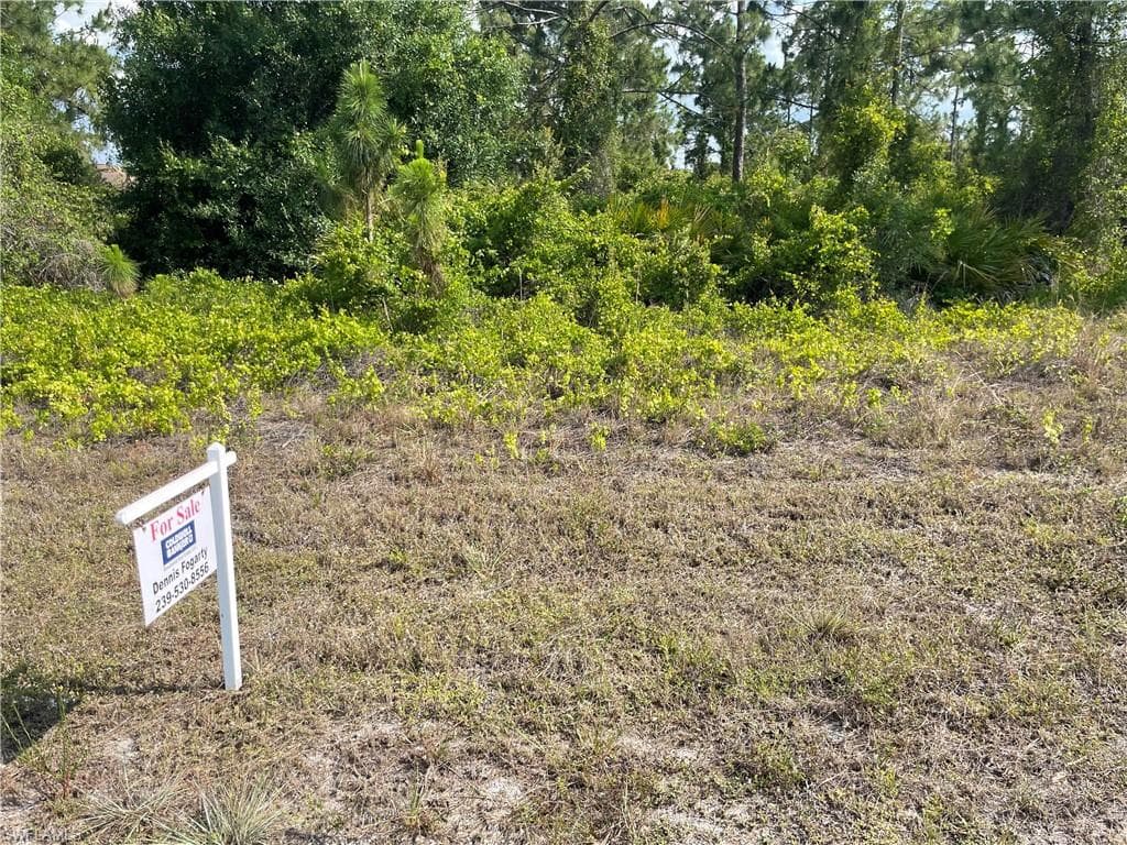 1112 Colonial ST E LEHIGH ACRES, FL 33974