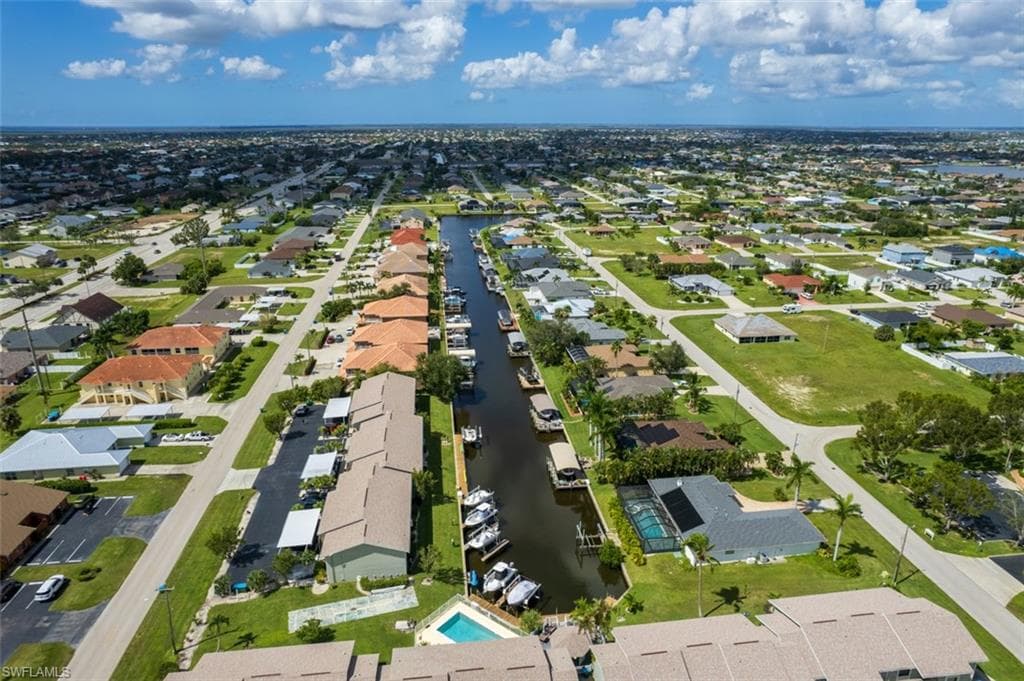 829 SW 47th TER #201 CAPE CORAL, FL 33914