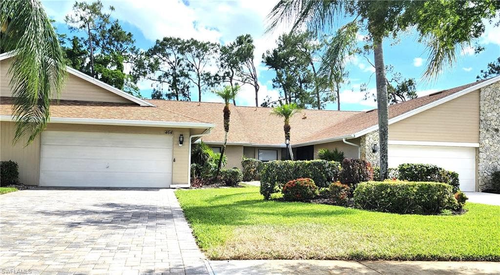 464 Kings WAY 3-39 NAPLES, FL 34104