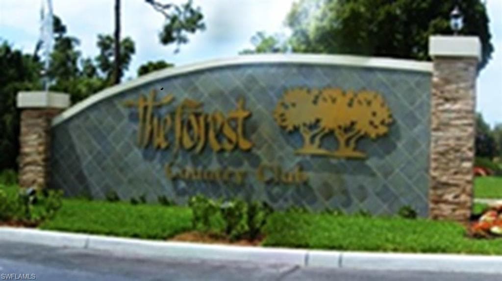 6113 Deer RUN FORT MYERS, FL 33908