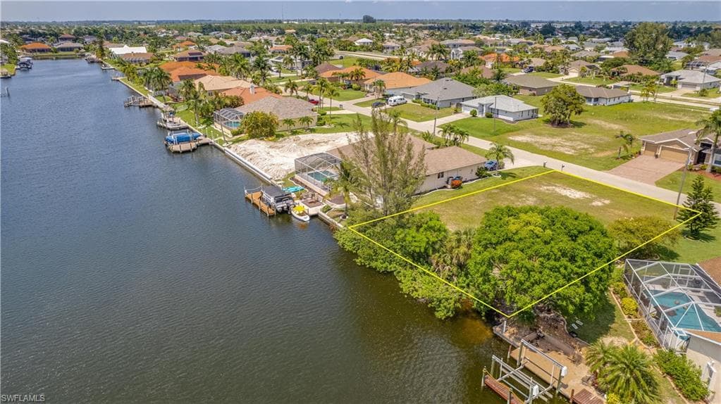 4126 SW 25th PL CAPE CORAL, FL 33914