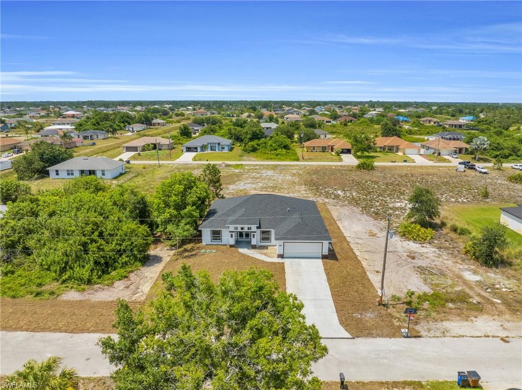 2714 28th ST SW LEHIGH ACRES, FL 33976