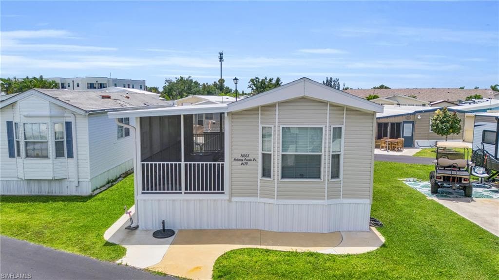 11661 Holiday Condo DR FORT MYERS, FL 33908