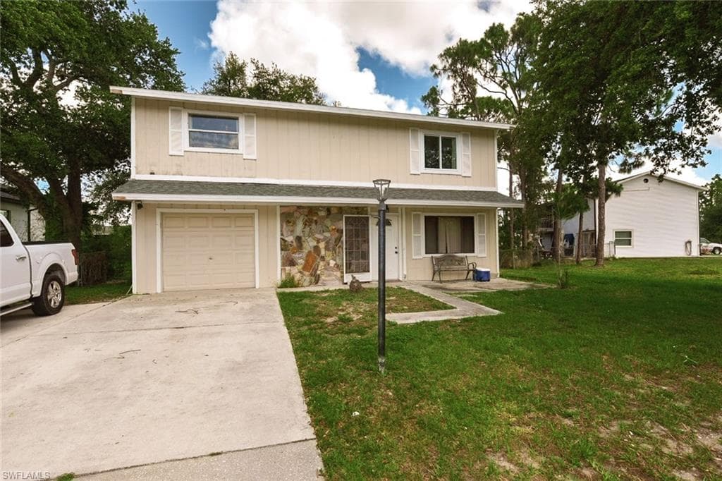 8177 Gull LN FORT MYERS, FL 33967