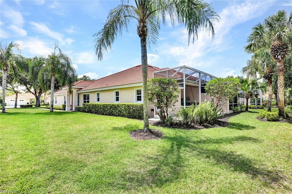 5875 Northridge DR N NAPLES, FL 34110