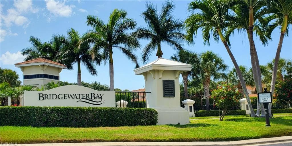 3021 Driftwood WAY 3108 NAPLES, FL 34109