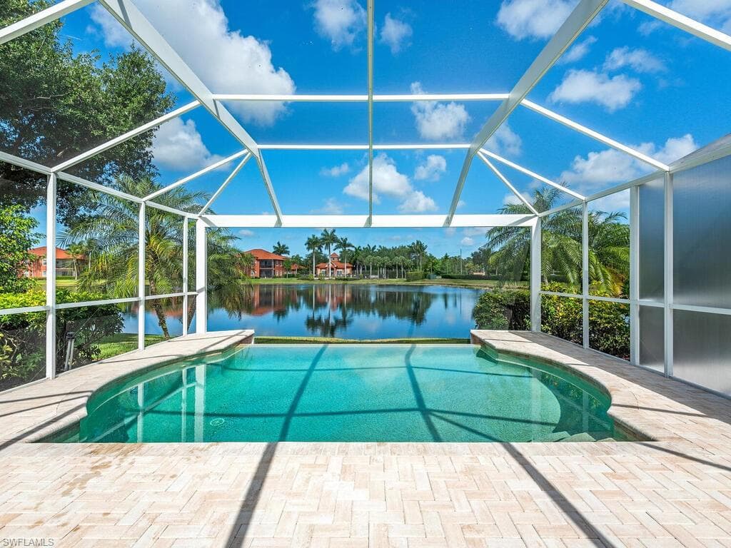 6521 Castlelawn PL NAPLES, FL 34113
