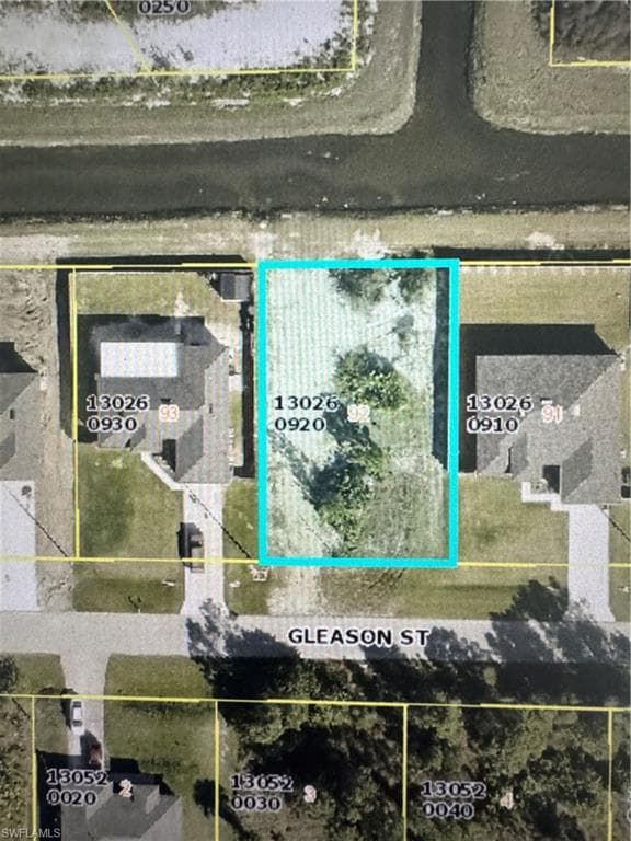 945 Gleason ST LEHIGH ACRES, FL 33974