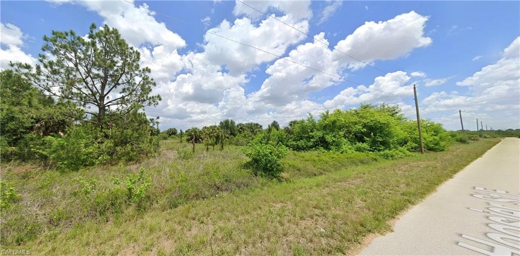 823 Hoosier ST E LEHIGH ACRES, FL 33974