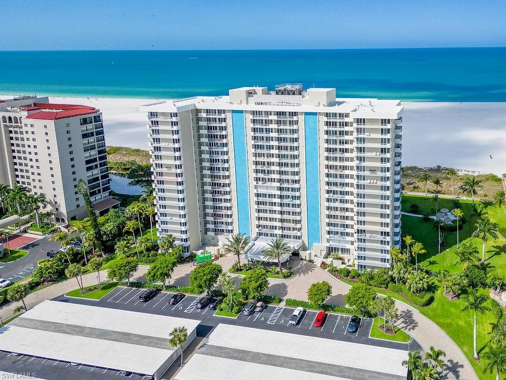140 Seaview CT 506N MARCO ISLAND, FL 34145
