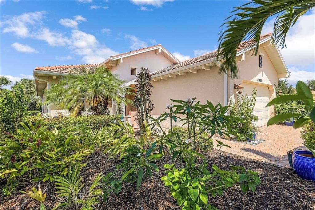 13499 Cambridge LN NAPLES, FL 34109
