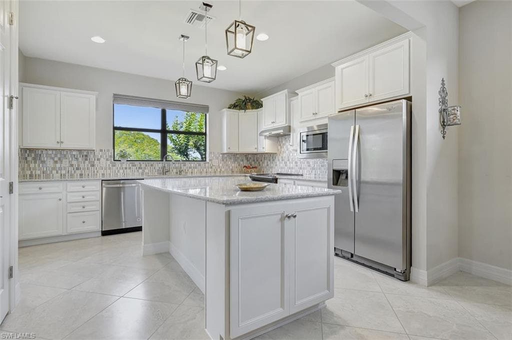 12020 Moorhouse PL FORT MYERS, FL 33913
