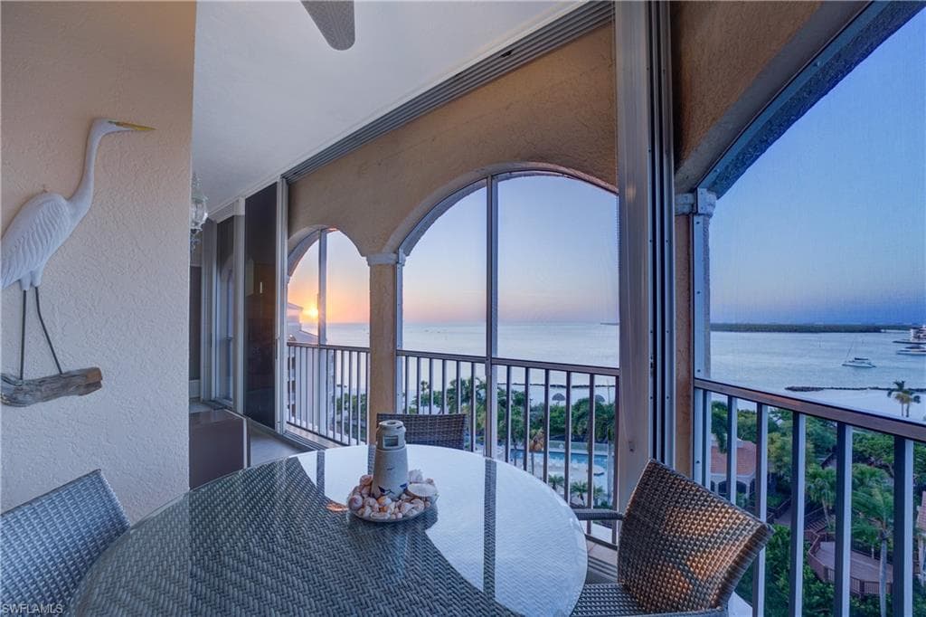 2000 Royal Marco WAY PH-J MARCO ISLAND, FL 34145
