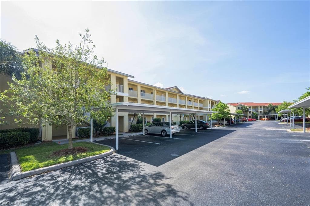 8298 Key Royal LN 416 NAPLES, FL 34119