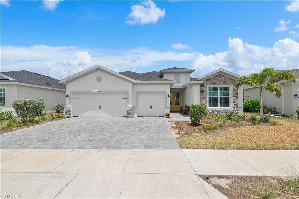 17614 Palmetto Pass LN Babcock Ranch, FL 33982