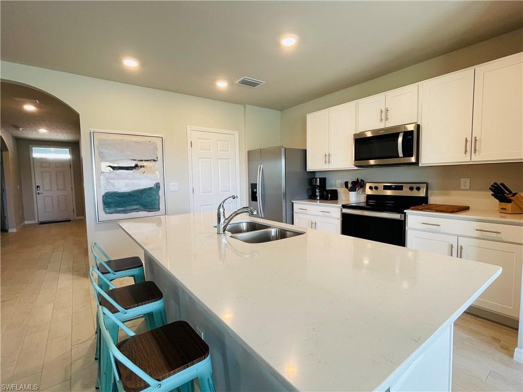 16813 Pink Coral NORTH FORT MYERS, FL 33903