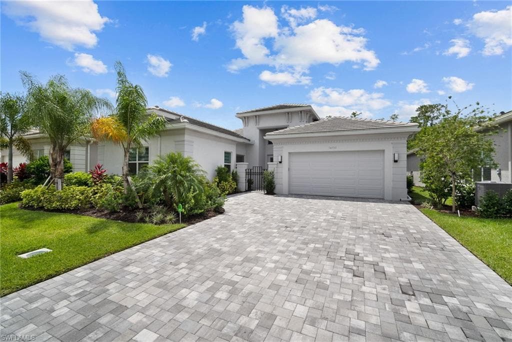 16735 Calistoga DR BONITA SPRINGS, FL 34135