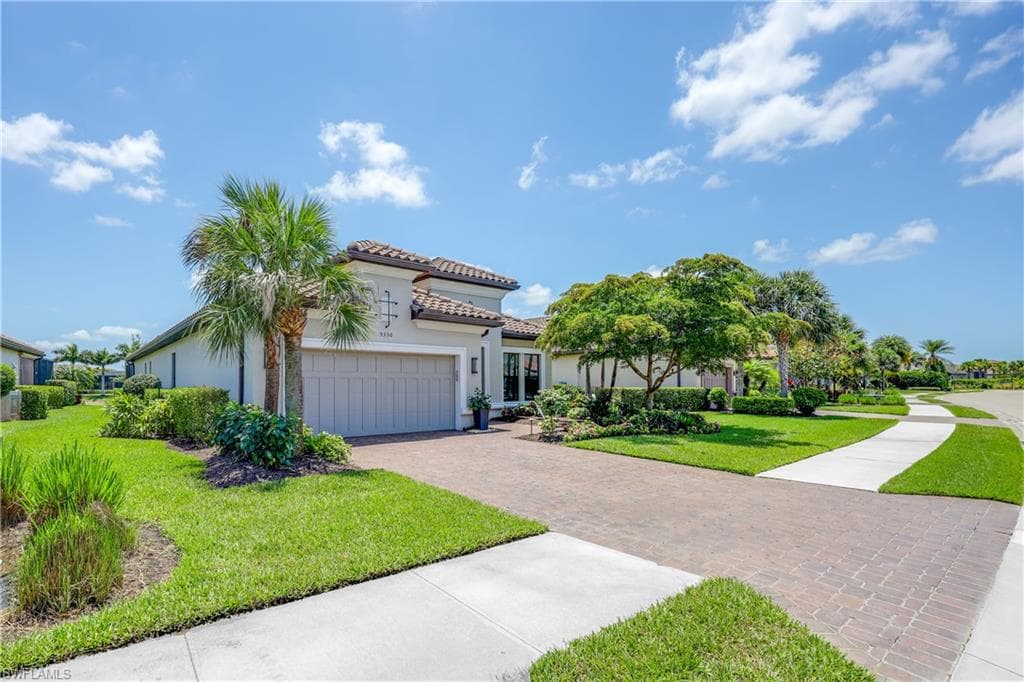 9330 Terresina DR NAPLES, FL 34119