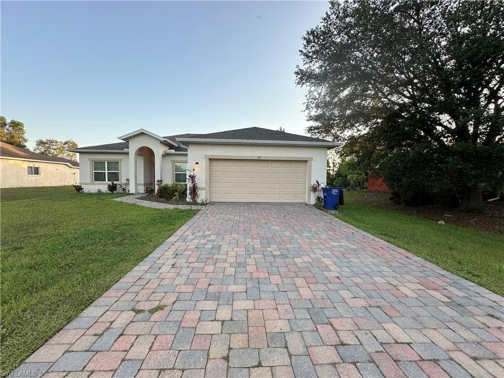 759 Arundel CIR FORT MYERS, FL 33913