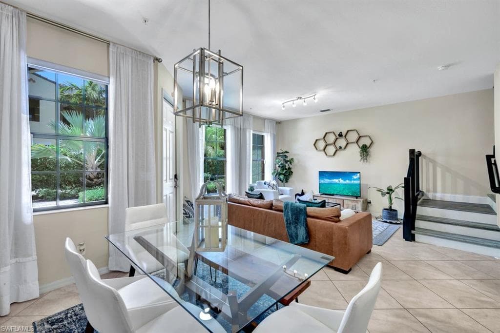 8945 Malibu ST 202 NAPLES, FL 34113
