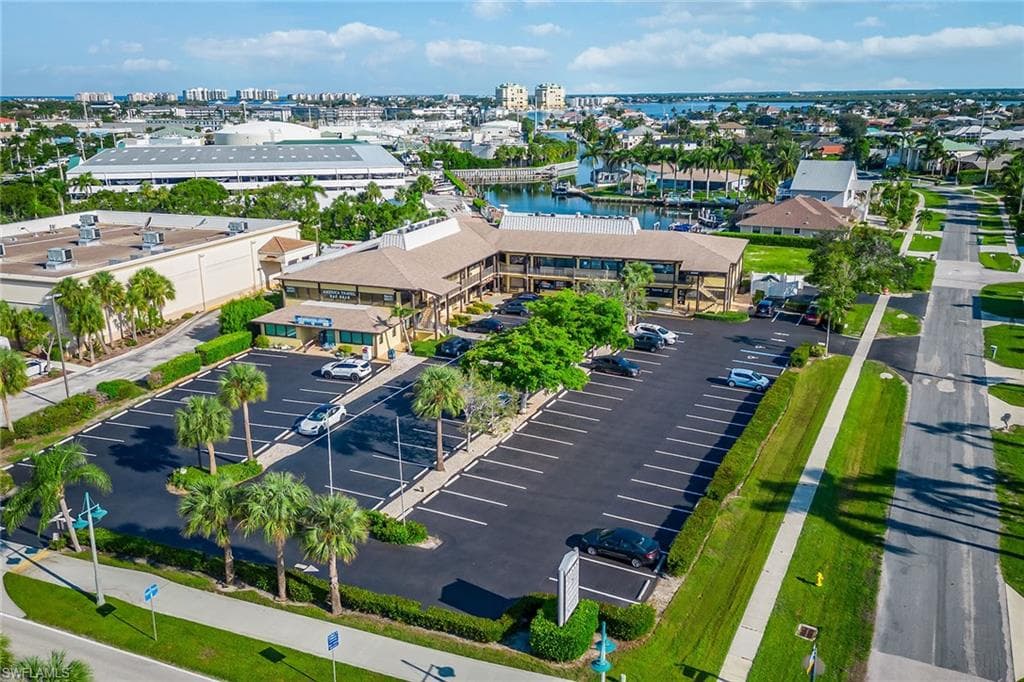 1112 Collier BLVD 205A MARCO ISLAND, FL 34145
