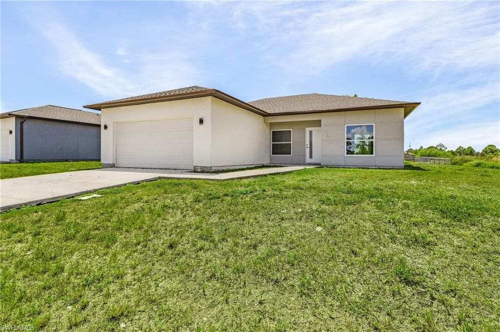 1004 Capetown AVE LEHIGH ACRES, FL 33974