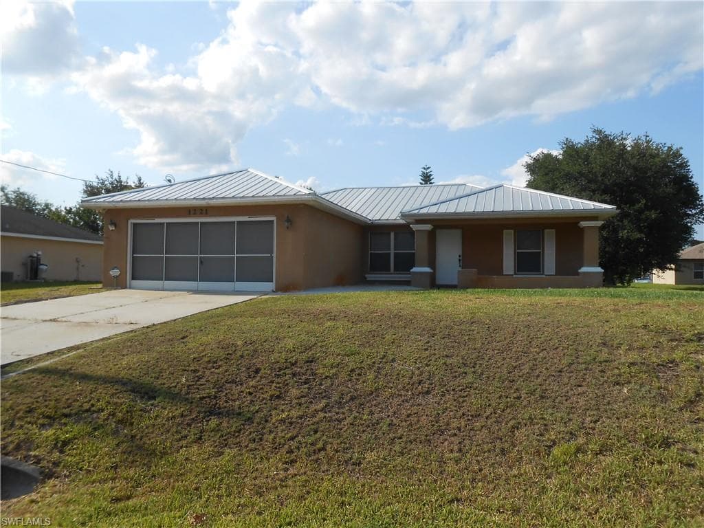 1221 Belair ST E LEHIGH ACRES, FL 33974