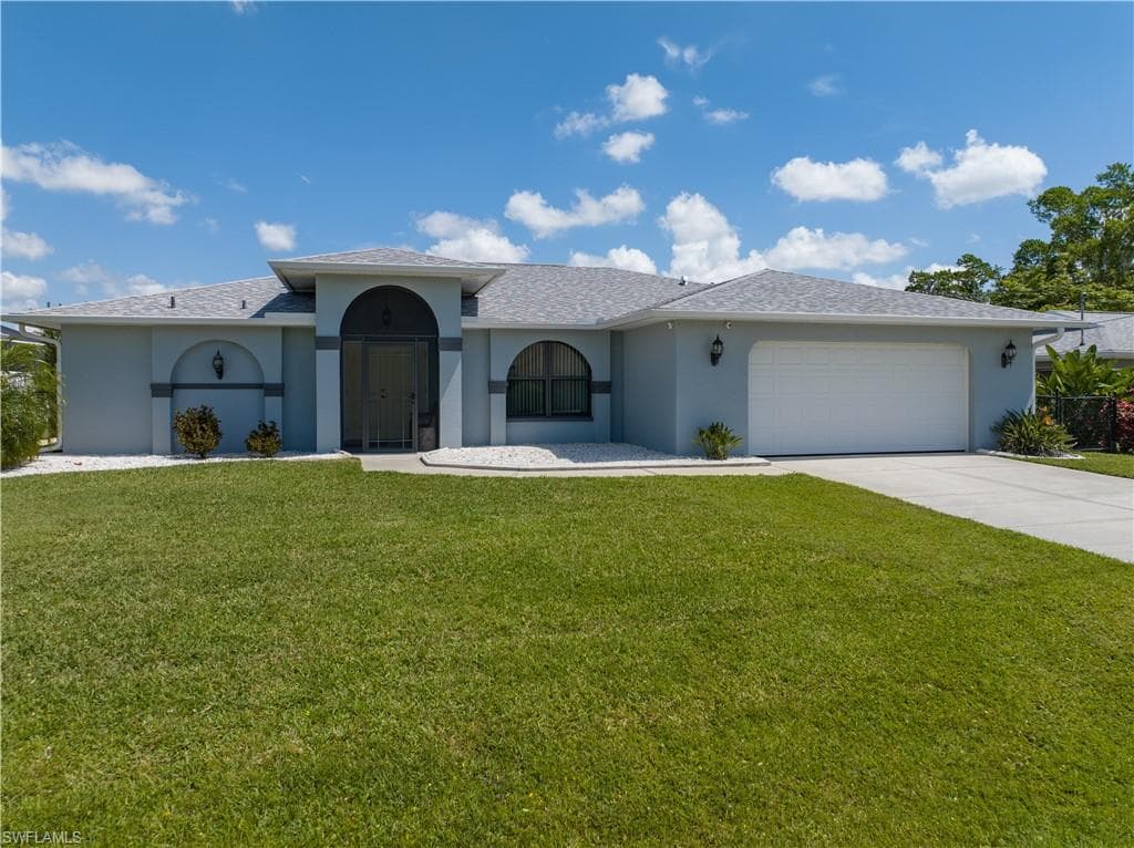 1105 SE 4th ST CAPE CORAL, FL 33990