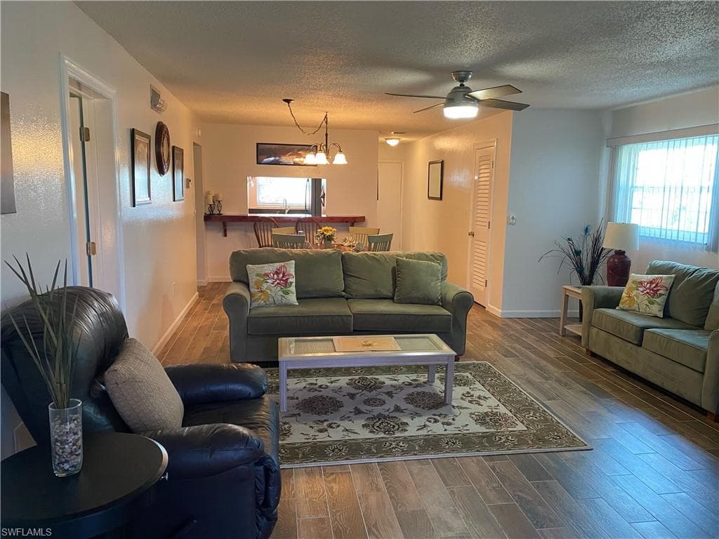 7013 New Post DR 1 NORTH FORT MYERS, FL 33917