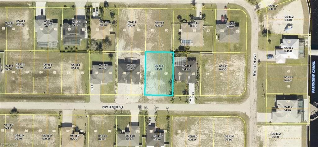 4611 NW 32nd ST CAPE CORAL, FL 33993