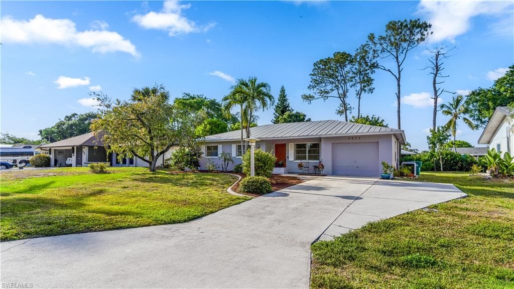 4405 Flamingo DR NAPLES, FL 34104