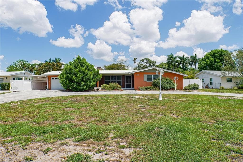 1415 argyle DR FORT MYERS, FL 33919