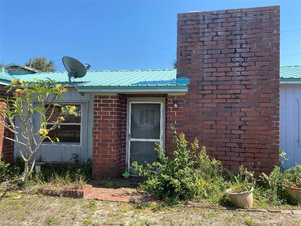 1428 Coconut DR FORT MYERS, FL 33901