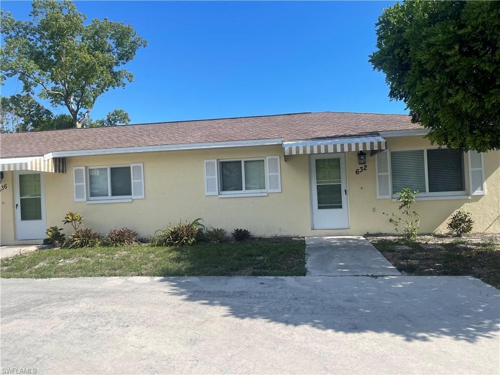 632 108th AVE N NAPLES, FL 34108