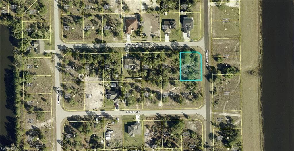 1256 Edmund ST E LEHIGH ACRES, FL 33974