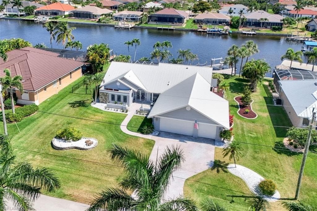 2718 SW 48th TER CAPE CORAL, FL 33914