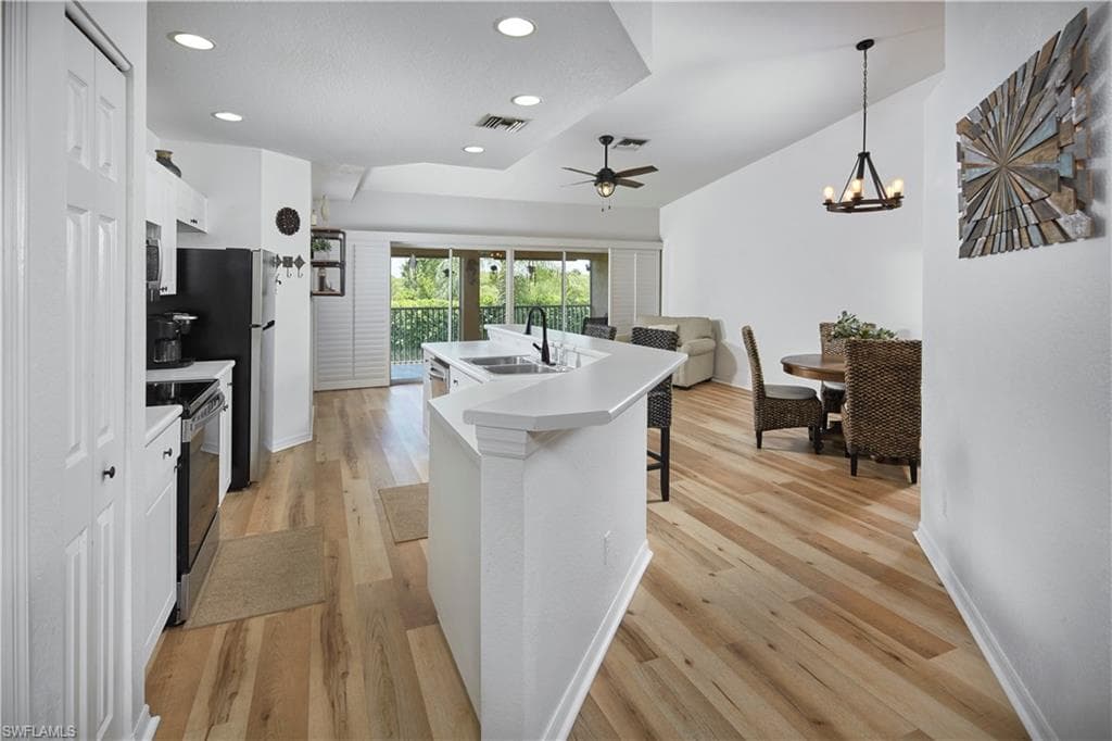 28631 Carriage Home DR 202 BONITA SPRINGS, FL 34134