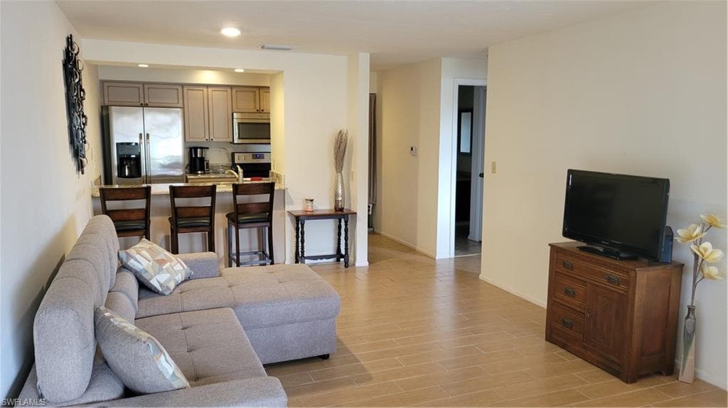 9380 Lennex LN 709 FORT MYERS, FL 33919