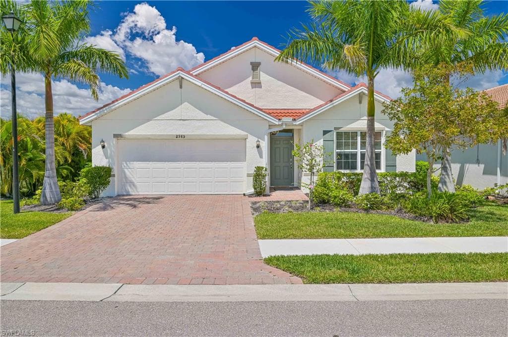 2985 Birchin LN FORT MYERS, FL 33916