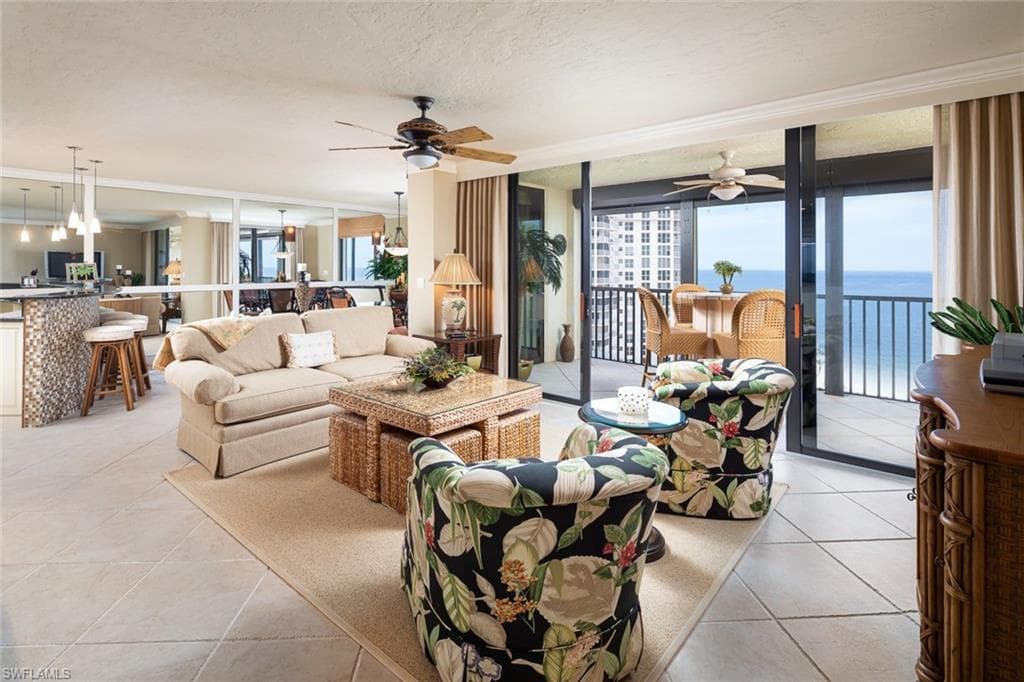 10851 Gulf Shore DR 804 NAPLES, FL 34108