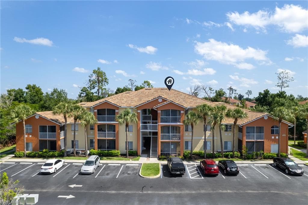 6321 Aragon WAY 305 FORT MYERS, FL 33966