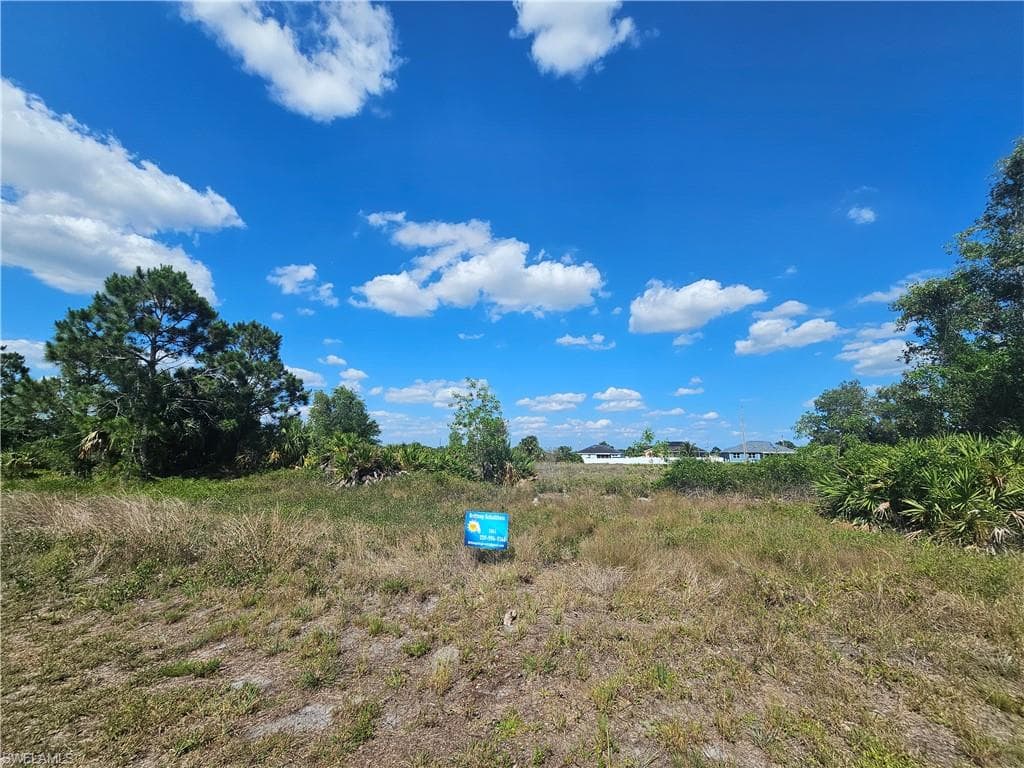 749 Demorest AVE S LEHIGH ACRES, FL 33974