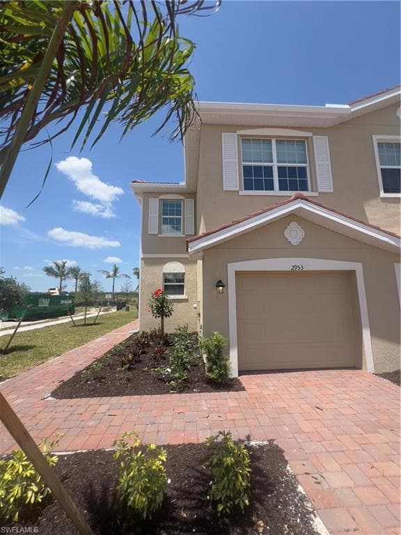 2953 Tardiff DR NAPLES, FL 34120