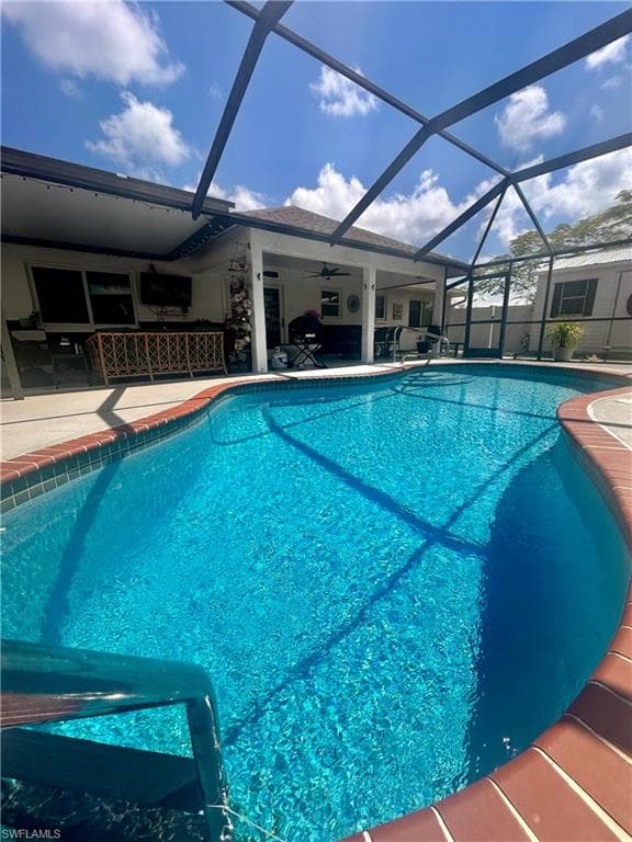 1402 SW 13th TER CAPE CORAL, FL 33991