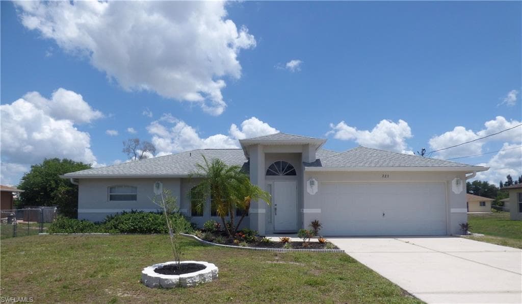 223 Ambury ST FORT MYERS, FL 33913