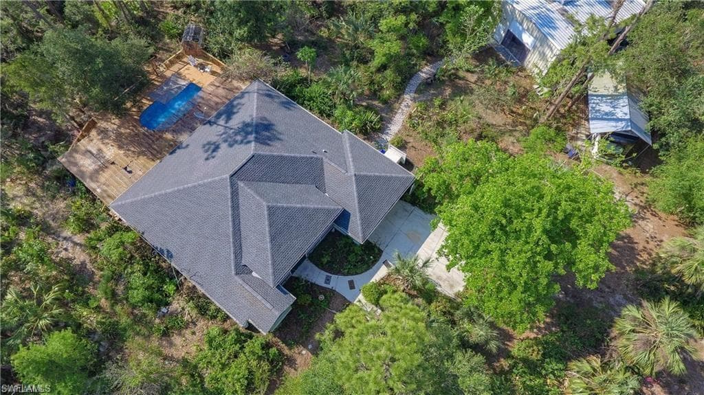 6670 Chipper LN NORTH FORT MYERS, FL 33917