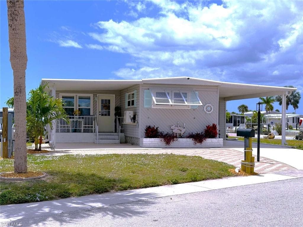 17830 Stevens BLVD FORT MYERS BEACH, FL 33931
